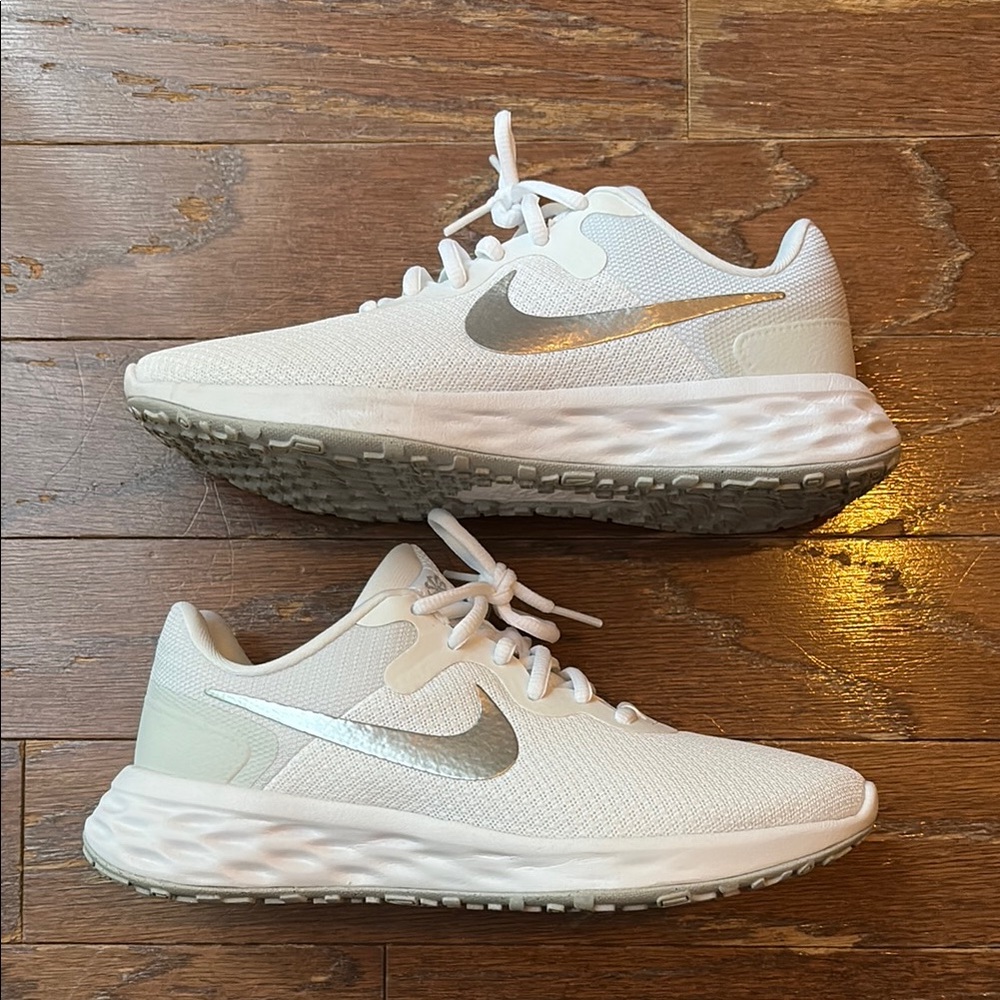 Nike Revolution 6 Next Nature Road Running Shoes